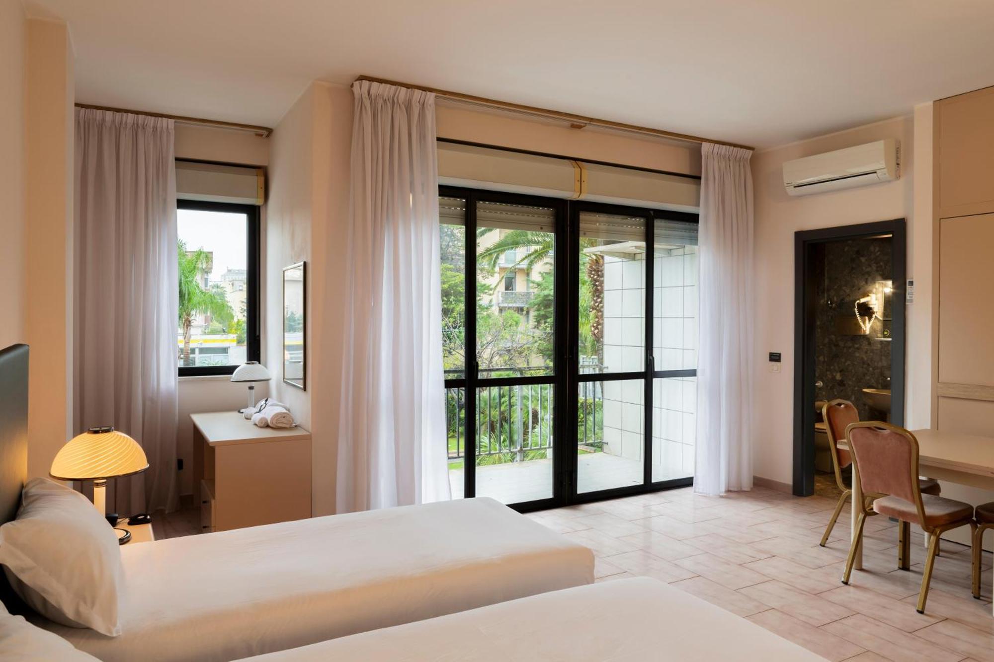 B&B Hotel Bari Rondo Buitenkant foto